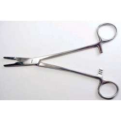 Olsen-Hegar needle holder 5 1/2 in. (S)